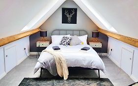 The Louis Armstrong- Modern 3 Bedroom Apartment, Super Close To The City Centre